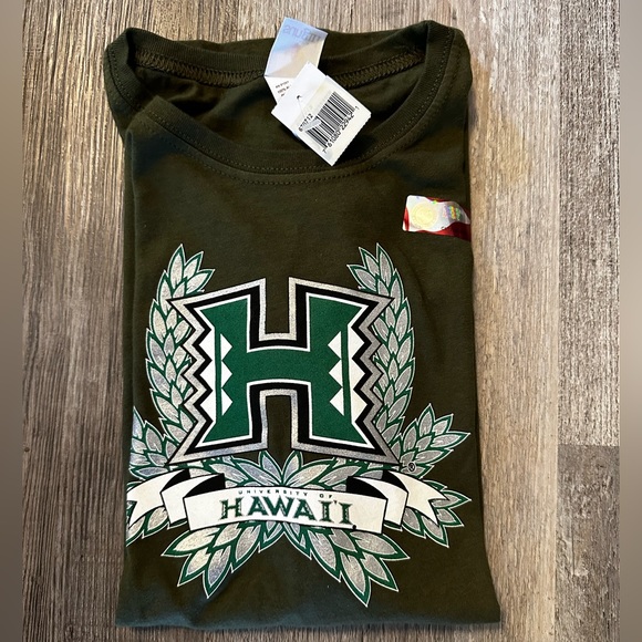 University of Hawaii 🍍collegiate shirt 🍍 - Picture 3 of 9